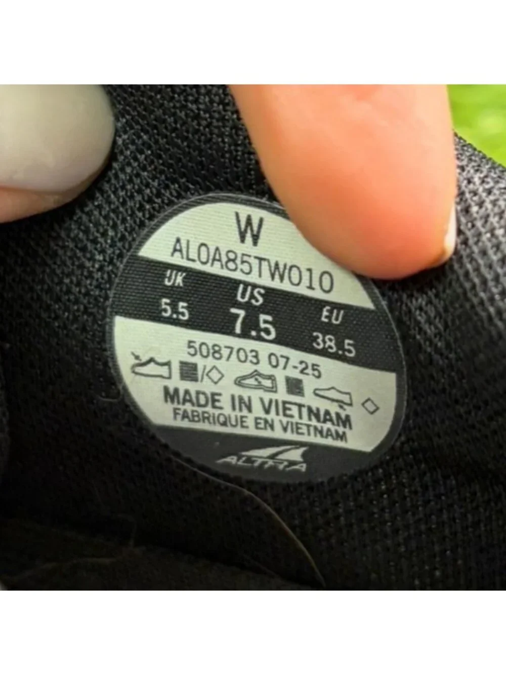 Altra FWD Via 2 Womens Size 7.5 Black White Athletic Running Shoes Sneakers